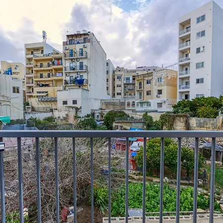 Modern 2br Urban Retreat In Msida *