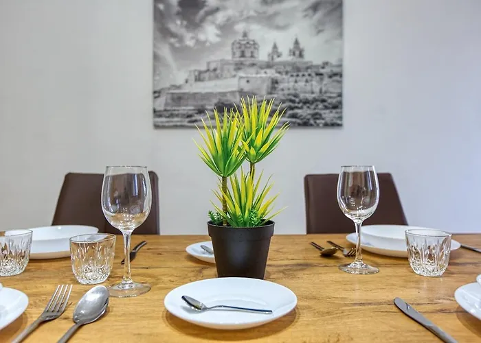 Modern 2br Urban Retreat In Msida