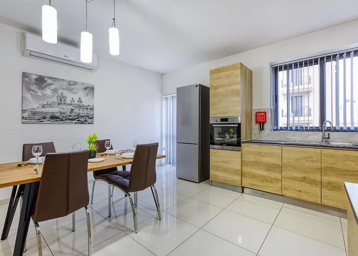 Modern 2br Urban Retreat In Msida 아파트 Ta Xbiex