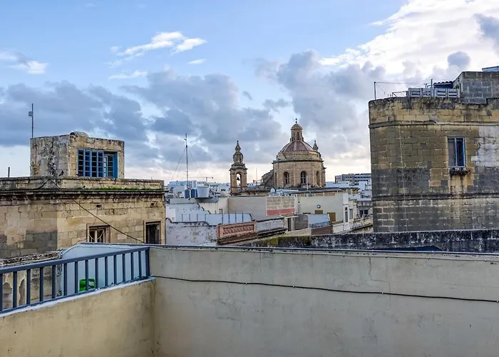 Modern 2br Urban Retreat In Msida *