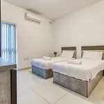 Modern 2br Urban Retreat In Msida *