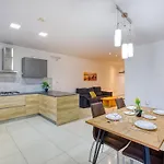 Apartamento Modern 2br Urban Retreat In Msida