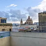 Modern 2br Urban Retreat In Msida *