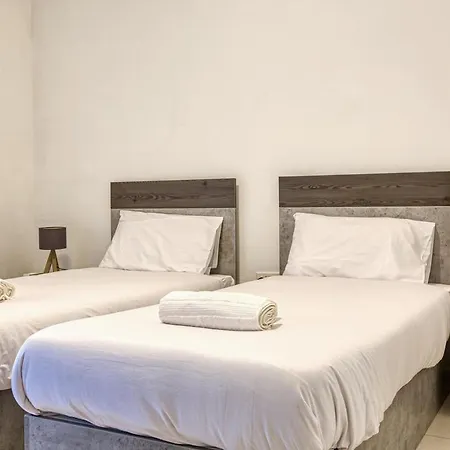 Modern 2br Urban Retreat In Msida Apartamento Ta Xbiex
