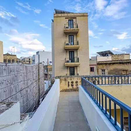 Lovely 2br With Outdoor Space In Msida By 360 Estates *