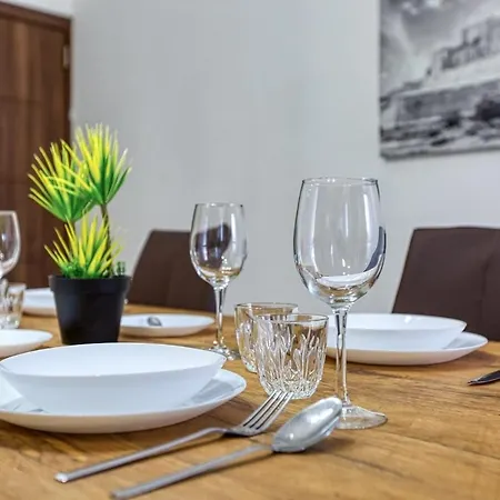 Modern 2br Urban Retreat In Msida Lägenhet *