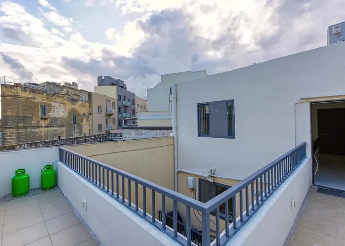 Modern 2br Urban Retreat In Msida * Ta Xbiex