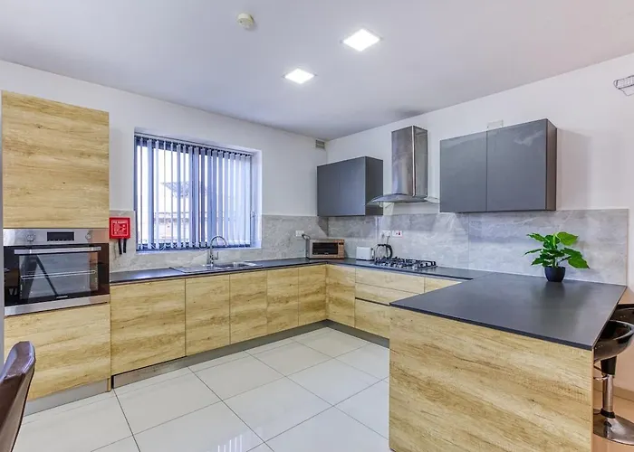 Modern 2br Urban Retreat In Msida