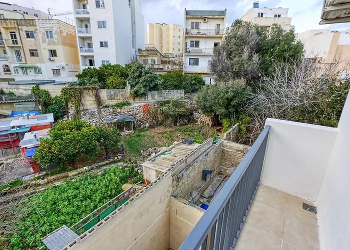 Modern 2br Urban Retreat In Msida *
