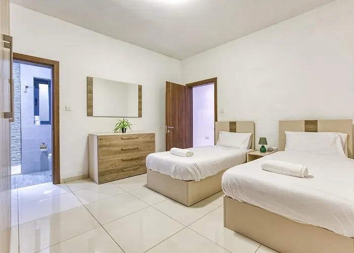 Apartamento Modern 2br Urban Retreat In Msida Ta Xbiex