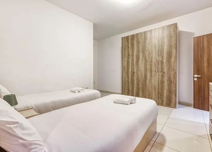 Modern 2br Urban Retreat In Msida Ta Xbiex